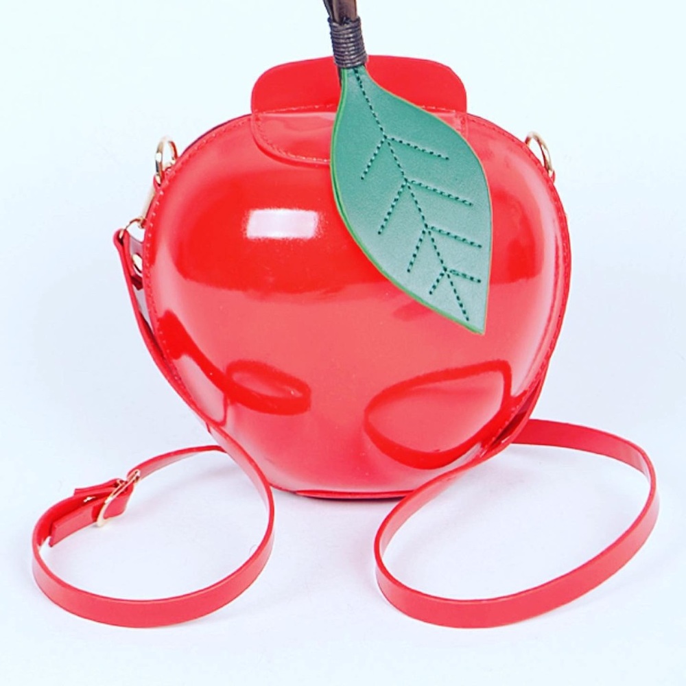 The Big Apple handbag